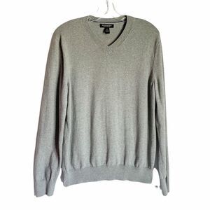 🟢Banana Republic Grey V-Neck Sweater Size M